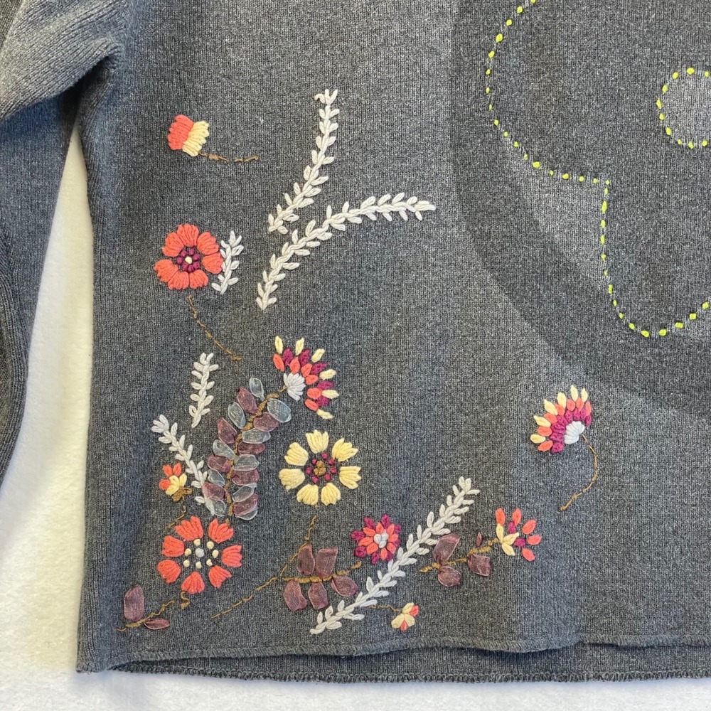 Stubborn Twig Design Whidbey‎ Island Embroidered Floral Knit Sweater Gray Womens - Picture 2 of 7